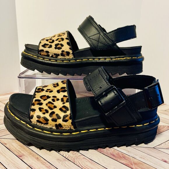 Dr. Martens Voss Hair On Leopard Women's 5 Sandals Chunky Platform Lightweight - Picture 2 of 9
